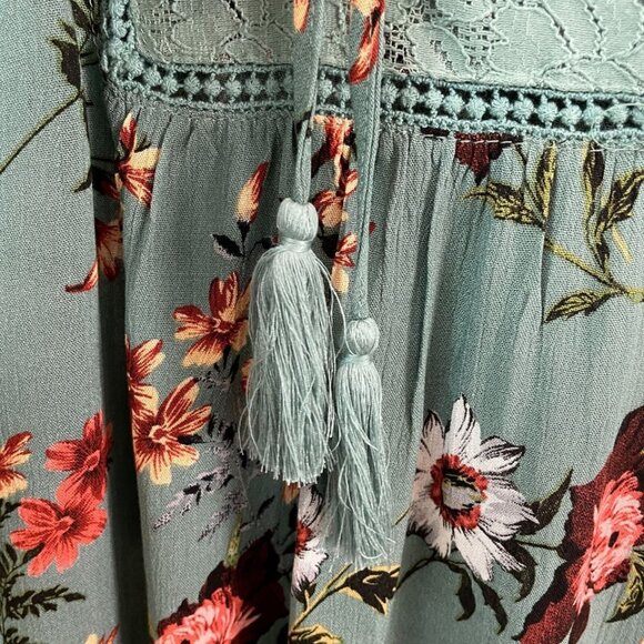 Gorgeous Suzanne Betro Women's XL Floral Boho Tassel Tie Tunic Top - Picture 6 of 13